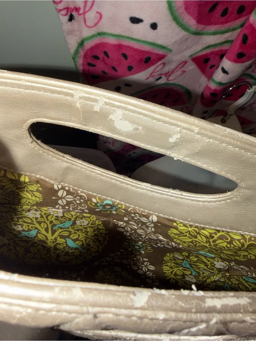 🩵 Vera Bradley Bird-Print Quilted Handle Clutch